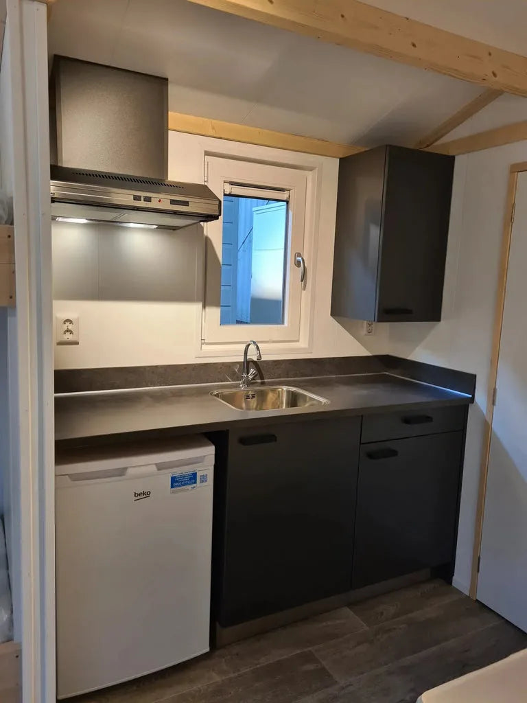 Mini casa mobile Tiny House Container T0 15m² – per 4 persone pronta da abitare